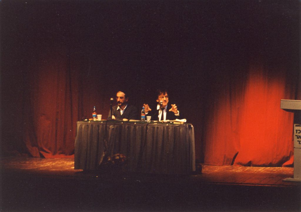 Benny Lévy et Alain Finkielkraut, Jérusalem, février 2002