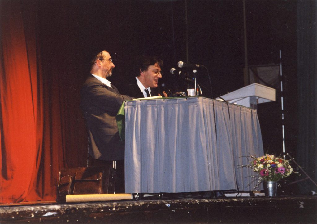 Benny Lévy et Alain Finkielkraut, Jérusalem, février 2002